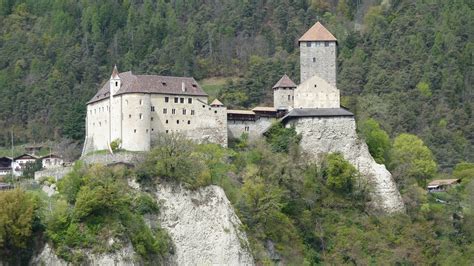 town of tirol history